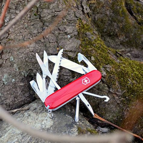 11 Multi Tool-Pocket Knives That Always Come in Handy | IE