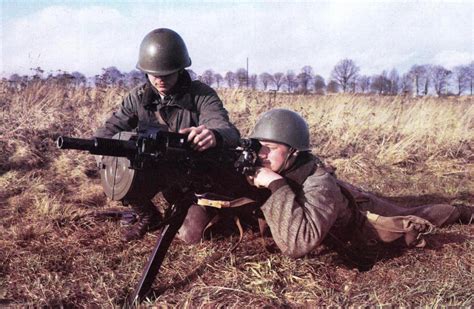 30 mm Automatic Grenade Launcher AGS-17 Plamya : Russia / Soviet Union (RUS / SOV)