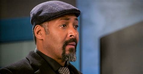 Why Is Jesse L. Martin Leaving 'The Flash'? Detective Joe West Is A ...