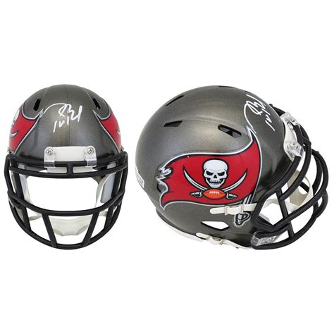 Tom Brady Signed Buccaneers Speed Mini Helmet (Fanatics) | Pristine Auction