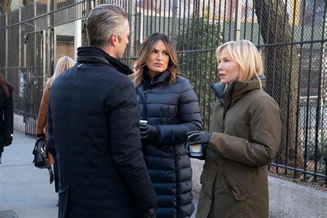 Will Rollins and Carisi Get Together? — 'SVU' Details