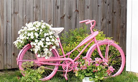 20 Awesome Bicycle Planter Ideas