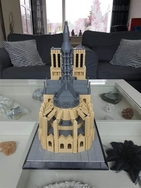 LEGO MOC Notre Dame de Paris by FredL45 | Rebrickable - Build with LEGO