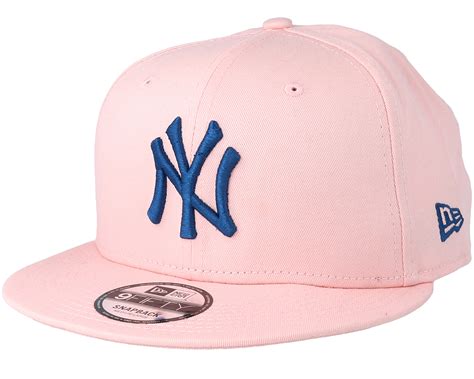 New York Yankees League Essential 9Fifty Pink/Navy Snapback - New Era ...