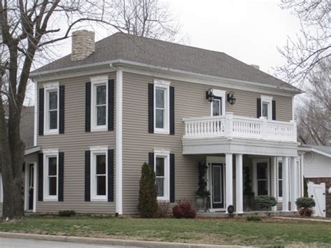 taupe house. black and white trip. with a red door. | TAUPE | Pinterest