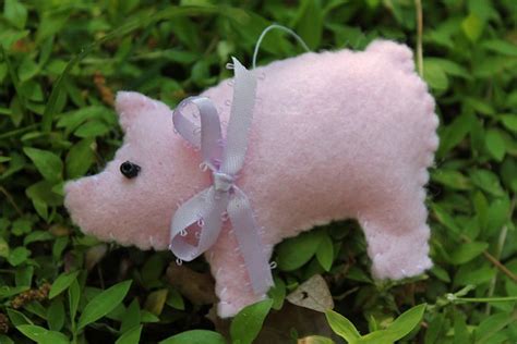 Pig Ornaments-felt-handmade Felt Country Pig-set of 3 - Etsy | Felt ...