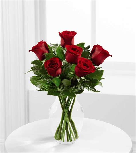 6 Red Rose Bouquet - Georgetown Flowers & Gifts