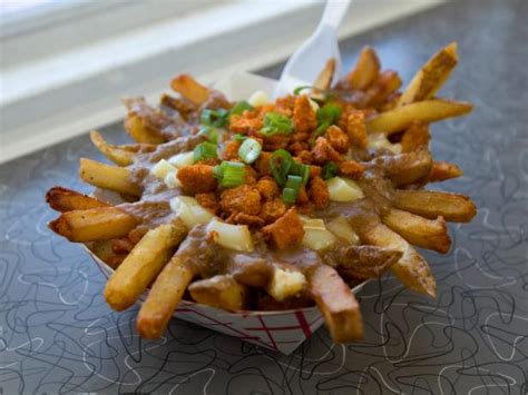 Poo-Yie Fries (Cajun Poutine) Recipe | Cooking Channel