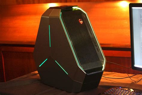 Alienware Area 51 (pictures) - CNET