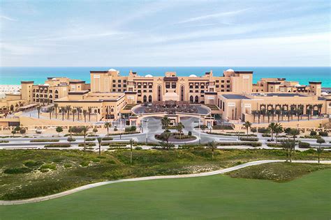 Saadiyat Rotana Resort & Villas