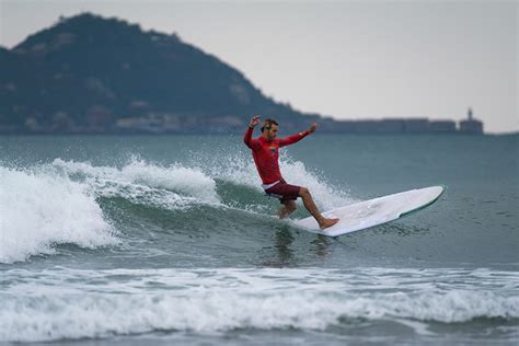 World’s Best Longboarders Impress on Opening Day of Competition at 2018 ...