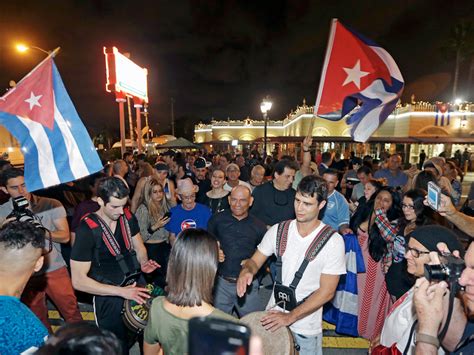 Cuban-Americans celebrate death of Fidel Castro - Business Insider