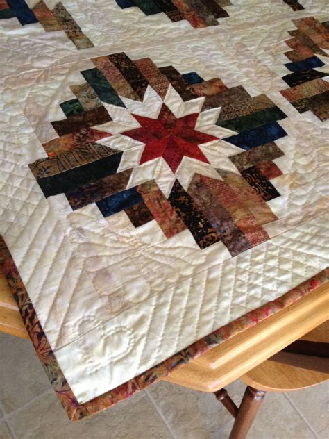 Hand Quilted variation on Judy Martin's Log Cabin Star pattern. Log Cabin Quilt Pattern, Log ...