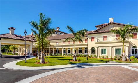 Senior Living in Naples, FL | Discovery Village At Naples