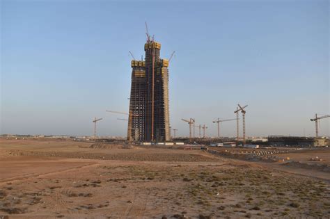 Jeddah Tower Climbs Higher in New Photos | SkyriseCities