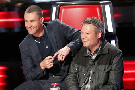 Blake Shelton and Adam Levine Sound Beyond Smooth Covering "Fly Me to the Moon" | Flipboard