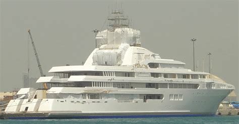 World's Largest Yacht: 525' Platinum (Dubai) - Popular Yacht Topics | YachtForums: We Know Big ...