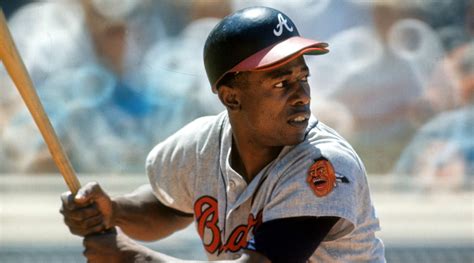 Hank Aaron death: Hall of Famer, Braves' home run king dies at 86 - Sports Illustrated