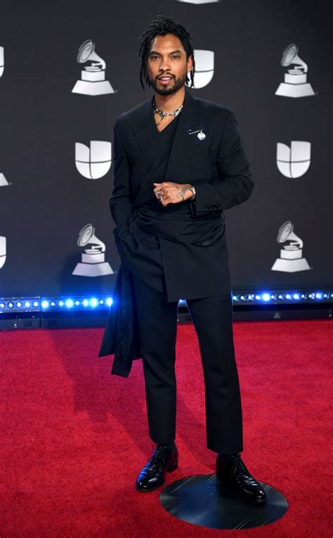 Miguel from Latin Grammy Awards 2019: Red Carpet Fashion | E! News