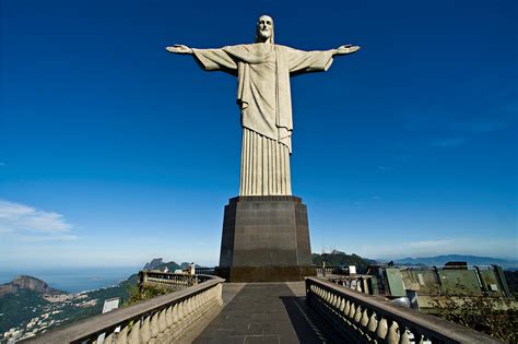 Cristo Redentor terá show inédito de luzes para receber o novo ano