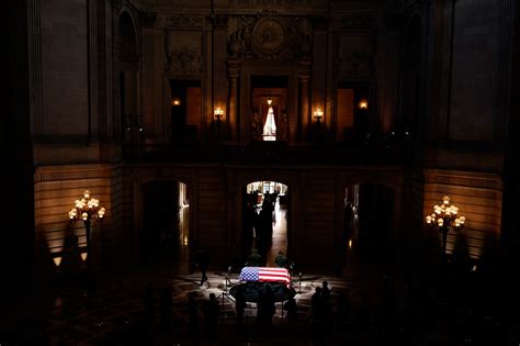 Tearful mourners pay their respects to Dianne Feinstein in San ...