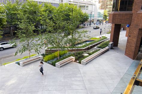 Pender Plaza – Connect Landscape Architecture