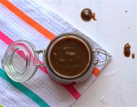 Cakes & More: Easy Butterscotch Sauce (Video recipe)