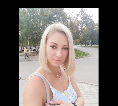 i Want To Find a Person: Poland Single Woman Searching Man for Life Partner