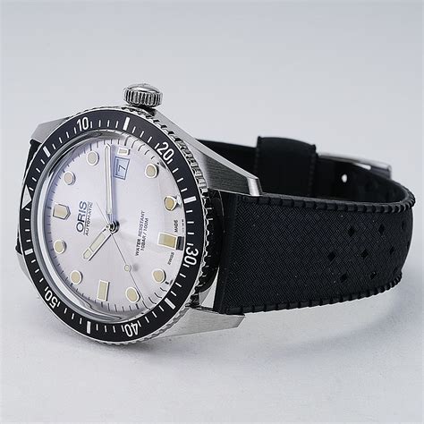 Oris Divers 65 Silver Dial Black Rubber Strap | New York Jewelers Chicago