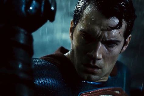 Henry Cavill shares look at new Superman costume for Justice League - Polygon