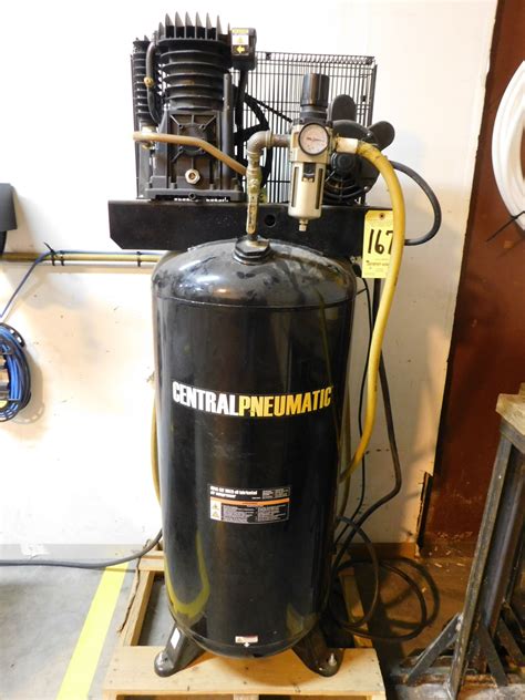 Central Pneumatic 5 HP Tank-Mounted Vertical Air Compressor, 60 Gallon Tank, SN UTY008876, 230V,