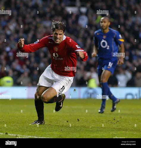 Football action goal celebrating ruud van nistelrooy hi-res stock ...