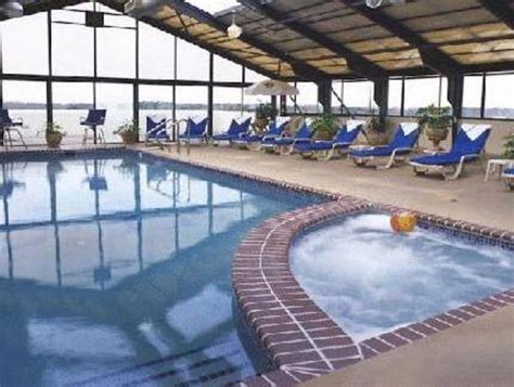 Best Price on Ocean Sands Resort in Virginia Beach (VA) + Reviews