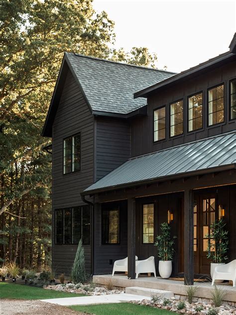 The Modern Farmhouse Exterior Is Embracing a New Look | domino