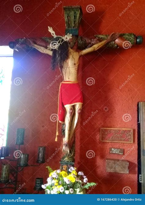 Image of Christ Crucified in Carmel Maranatha Prayer Center in Valle De Bravo Editorial Image ...