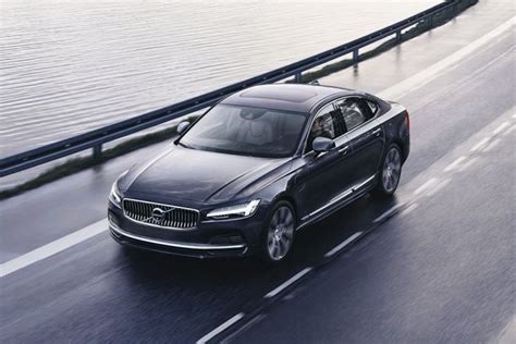 Volvo S90 Price in India, Images, Reviews, Colours & Top Model