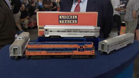 Antiques Roadshow - Appraisal: Lionel New Jersey Central Train Set, ca. 1955 - Twin Cities PBS