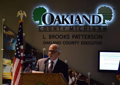 Oakland County Casual Day Funds Given to Fifteen Charities & Veteran – Oakland County Blog