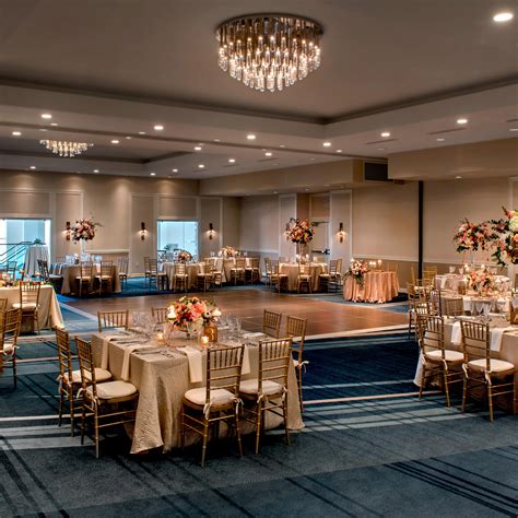 Wedding Reception Venues in Newport, RI | Newport Marriott