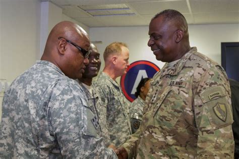 CENTCOM commander visits troops in Kuwait | Article | The United States ...