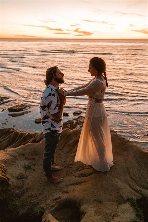 Man Holding Woman's Hands · Free Stock Photo