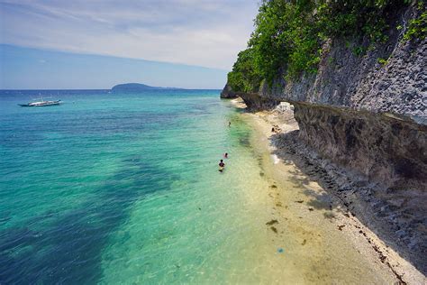 Paradise ... | Tangkaan Beach, Padre Burgos, Southern Leyte,… | Flickr