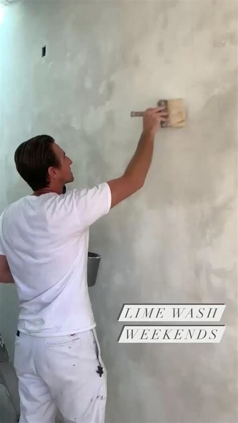 Lime Wash Walls [Video] in 2021 | Lime wash walls, Wall painting techniques, Washing walls