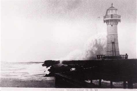 The Old Wollongong Lighthouse - Chilby Photography