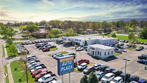 Universal Auto Plaza | Blue Springs MO