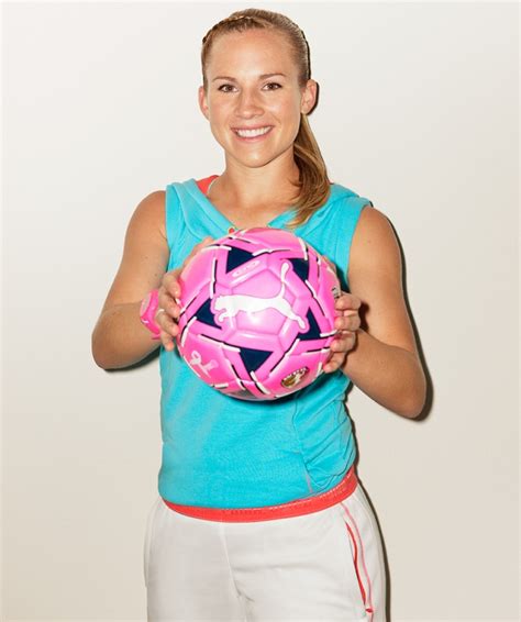 Catching Up With Amy Rodriguez - Soccer Cleats 101