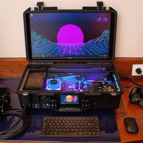 605 Likes, 29 Comments - @tinyitx on Instagram: “Here’s an absolutely insane custom briefcase ...