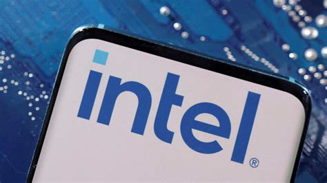 Intel says dozens of PC makers are using its new AI-enabled chip ...