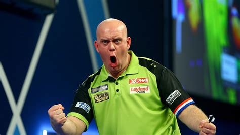 Michael van Gerwen wins Players Championship Three title in style | Darts News | Sky Sports