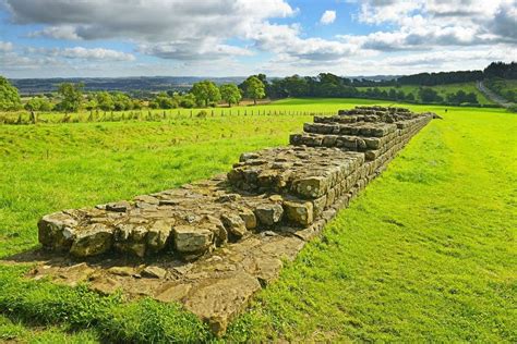 Best of Hadrian's Wall Guided Trail Holiday - HF Holidays